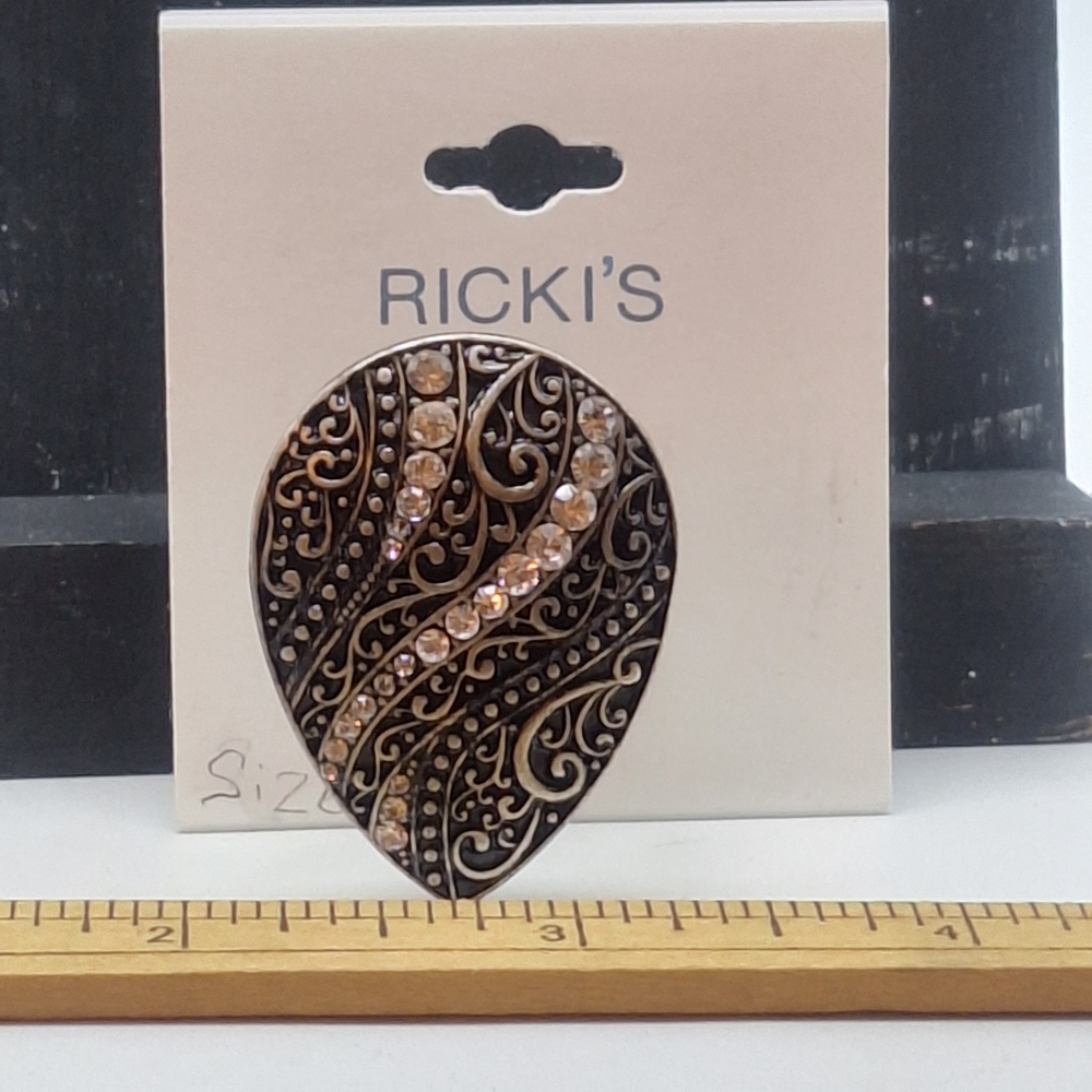 Ricki's Elegant Black and Silver Tone Rhinstones Elastic Ring Size 7.5
